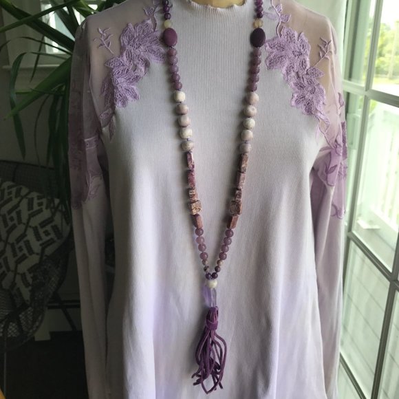 Lavender Lace Shouldered Knit Top - Picture 7 of 8